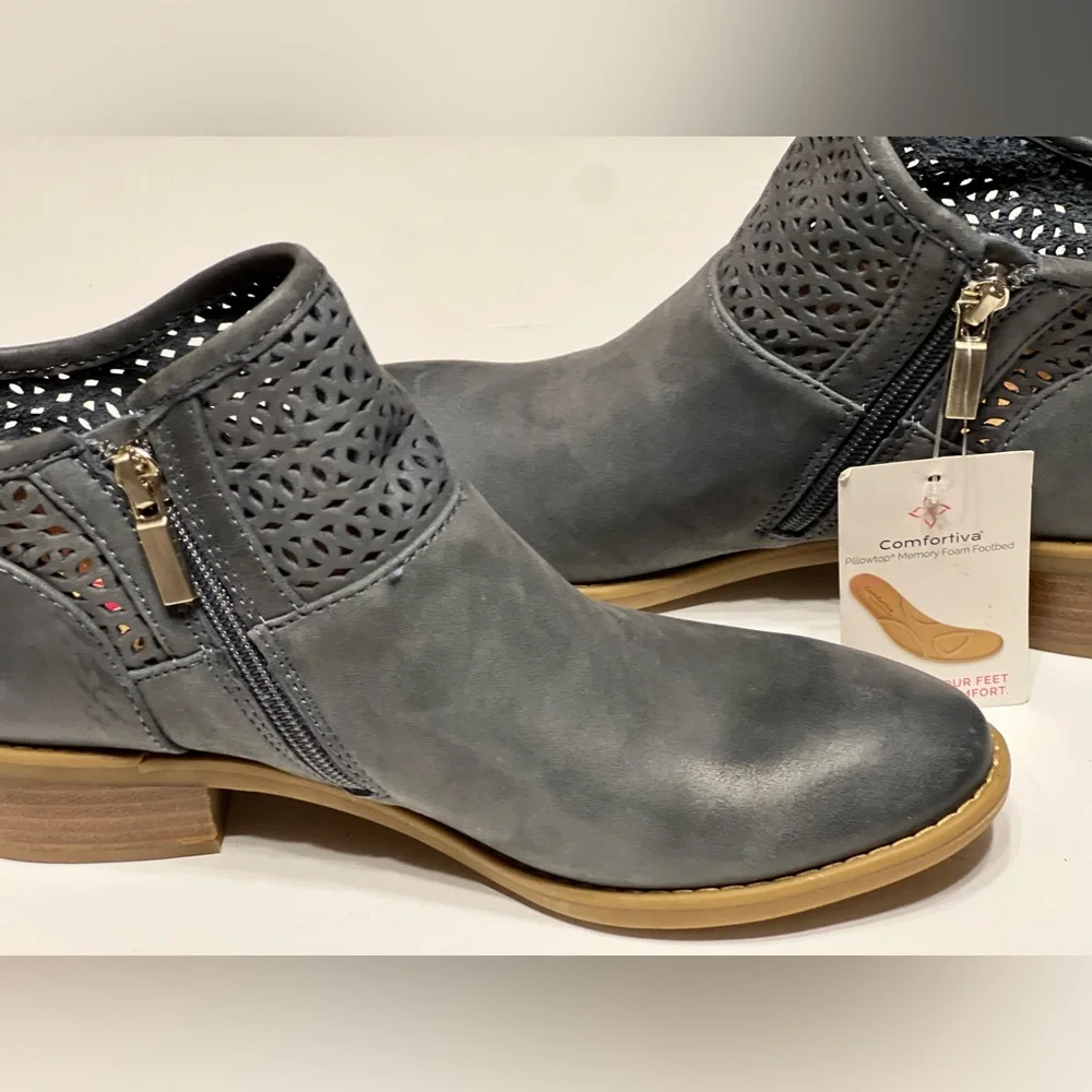 Comfortiva leather Boots new
